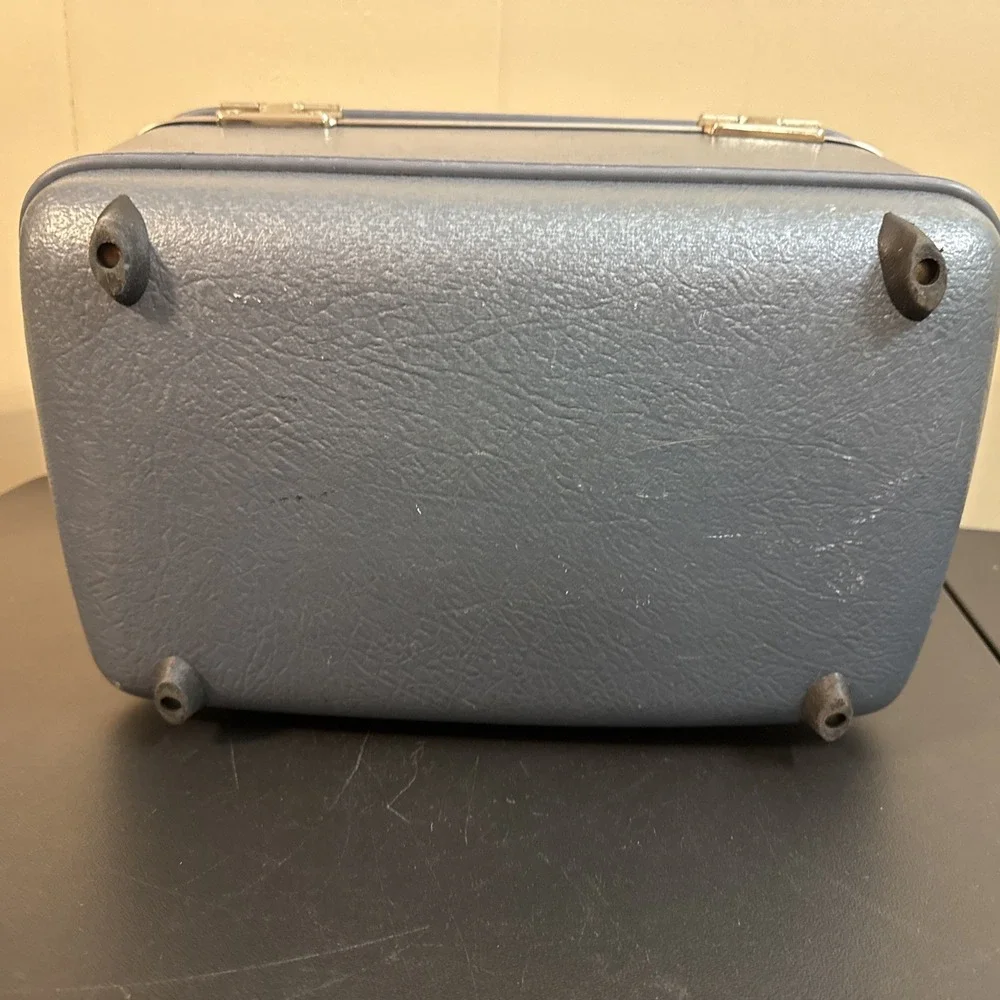 Vintage American Tourister Make Up Train Case Carry On Luggage Posable Mirror